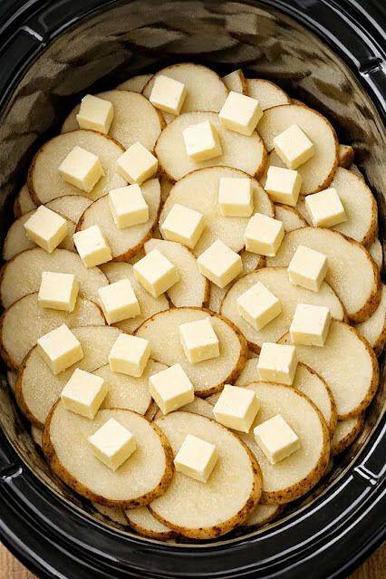 Sometimes the best comfort food comes from the simplest recipes, and this slow cooker cheesy potato dish is a perfect example.