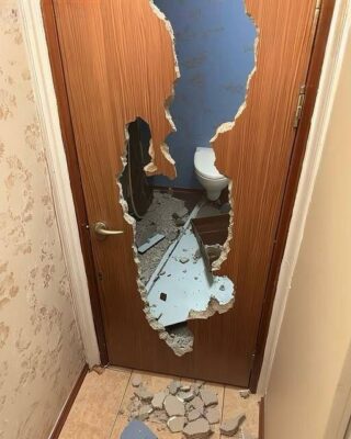 I Found My Bathroom Door Broken — What I Saw Inside Made Me Demand a Divorce