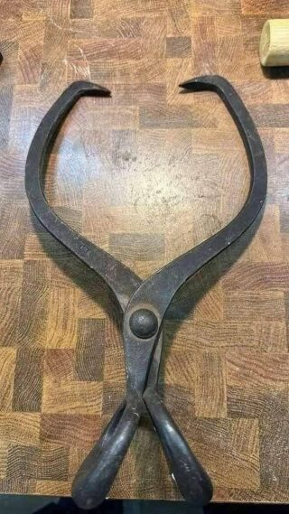 No one can figure out what this forgotten piece of history is…